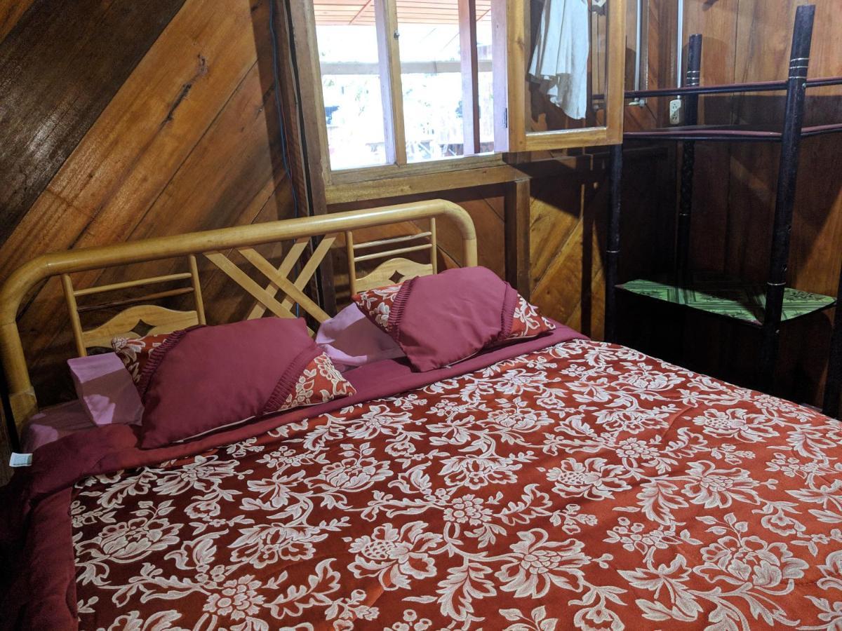 La Tranquilidad Hostel Mindo Eksteriør bilde