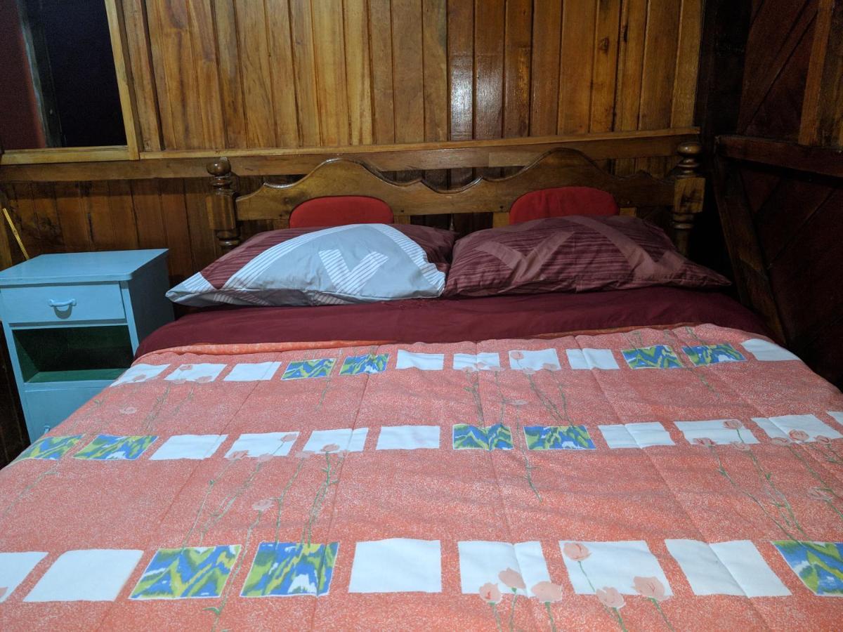 La Tranquilidad Hostel Mindo Eksteriør bilde
